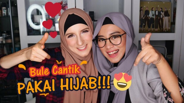 Bule Cantik Pakai Hijab feat Ini Vindy